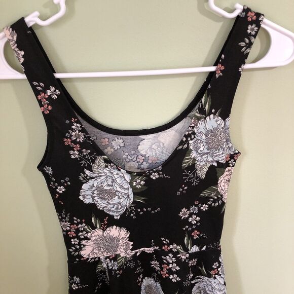 H&M Divided Juniors Dress Black Floral Print Size 2 US - Picture 5 of 5
